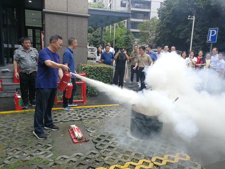 1687683243219745mE5B.jpg 2.jpg